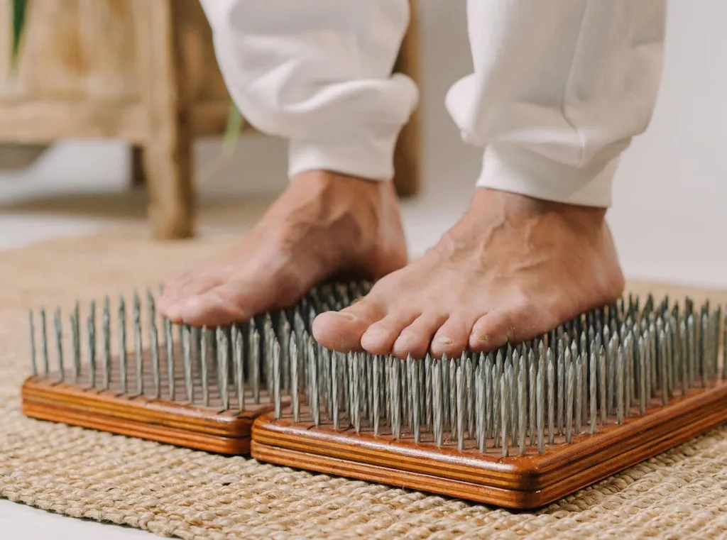 sadhu board tool for foot self-massage 